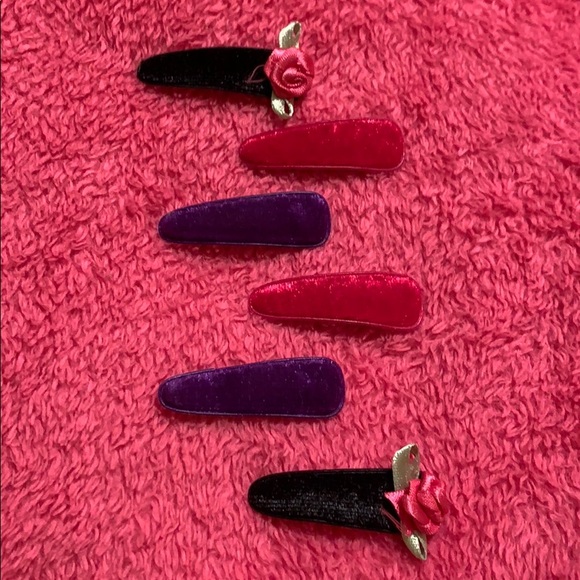 Velvet Y2K Hair Clips - Picture 2 of 2